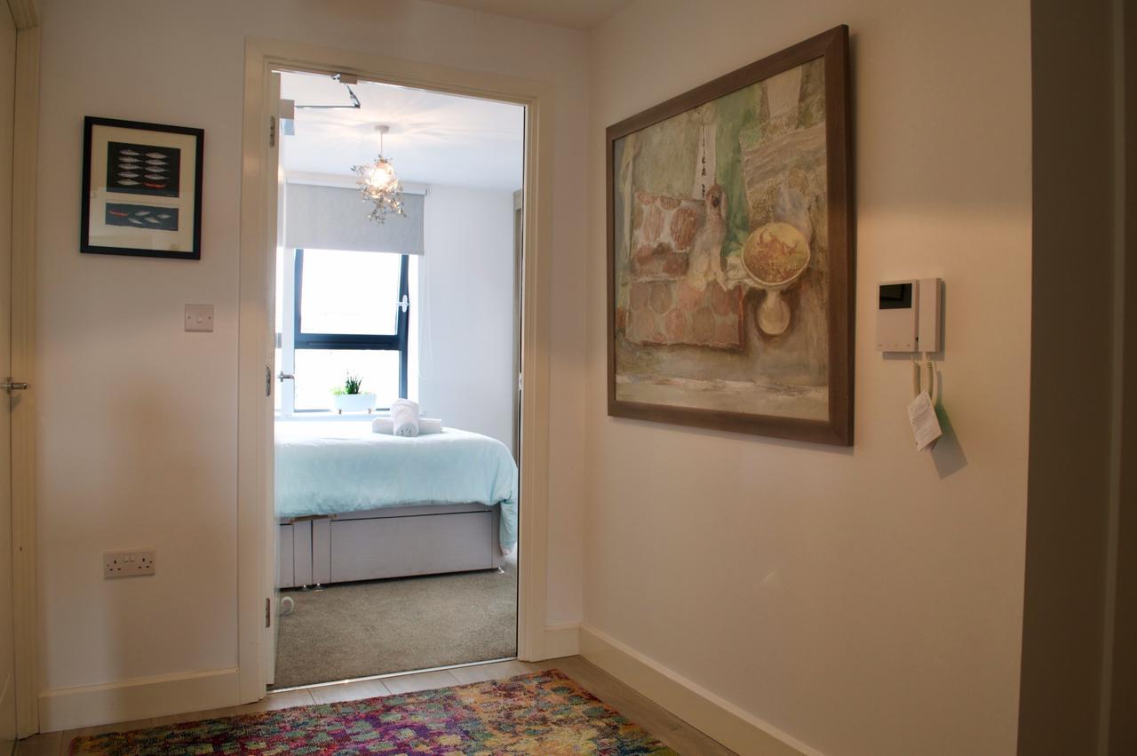 2 Bedroom With Free Parking Appartement